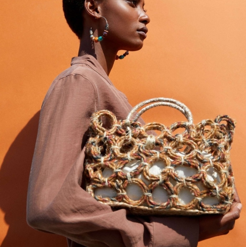 Stunning Zara NWT Natural Fabric Shopper Woven